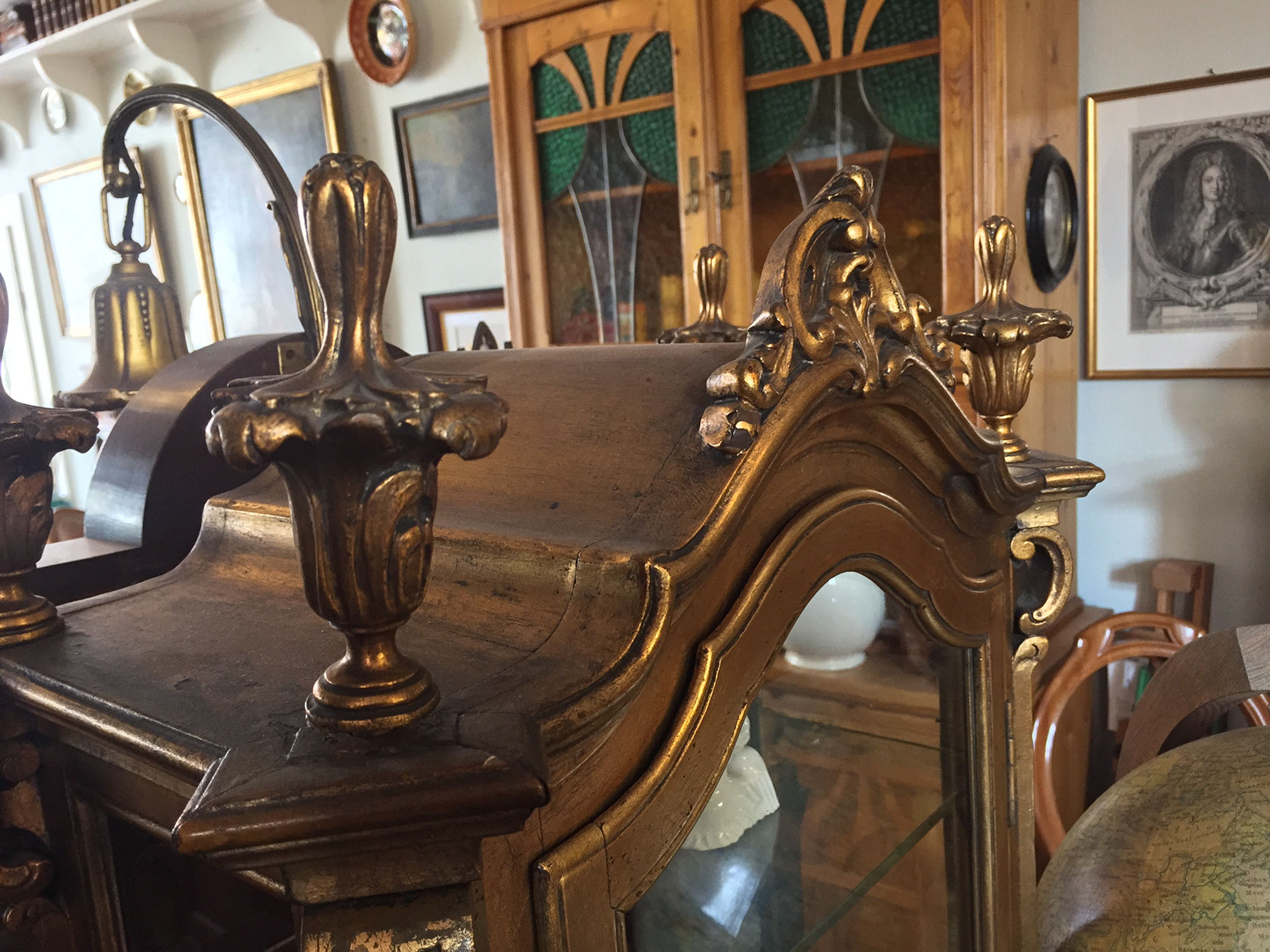 Bilderrahmen, Bilderrahmungen, Bildereinrahmungen, Rahmungen, Antiquitäten, Restaurationen, Historisches Mobiliar, Antik